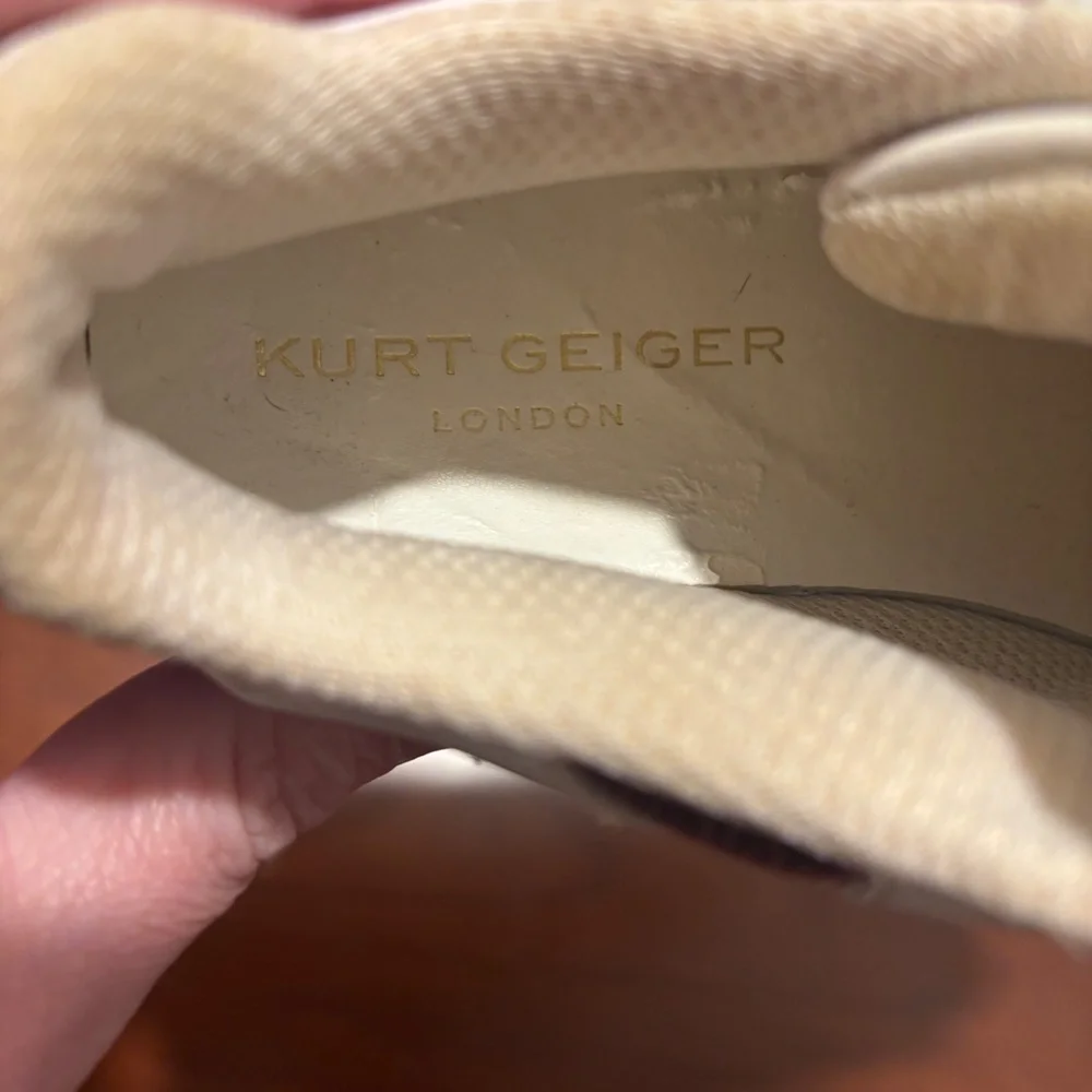Kurt Geiger London Girls Mini Lane Love Sneakers White Size 11